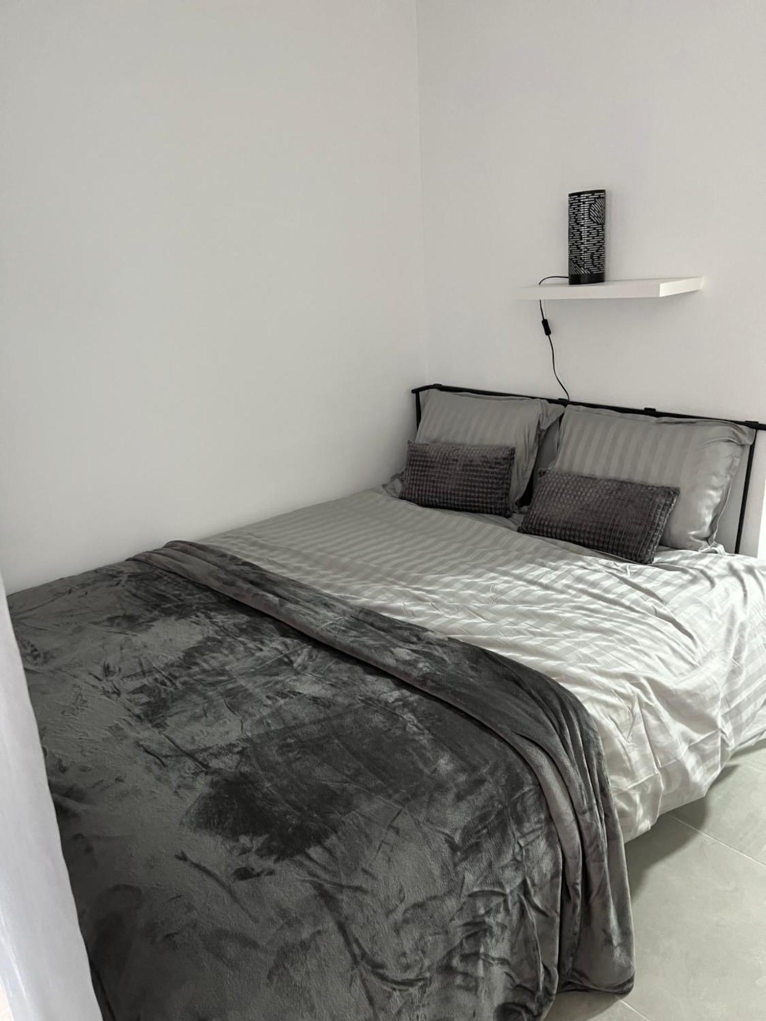 1 Minute Walking From Playa Del Cura Apartment Torrevieja